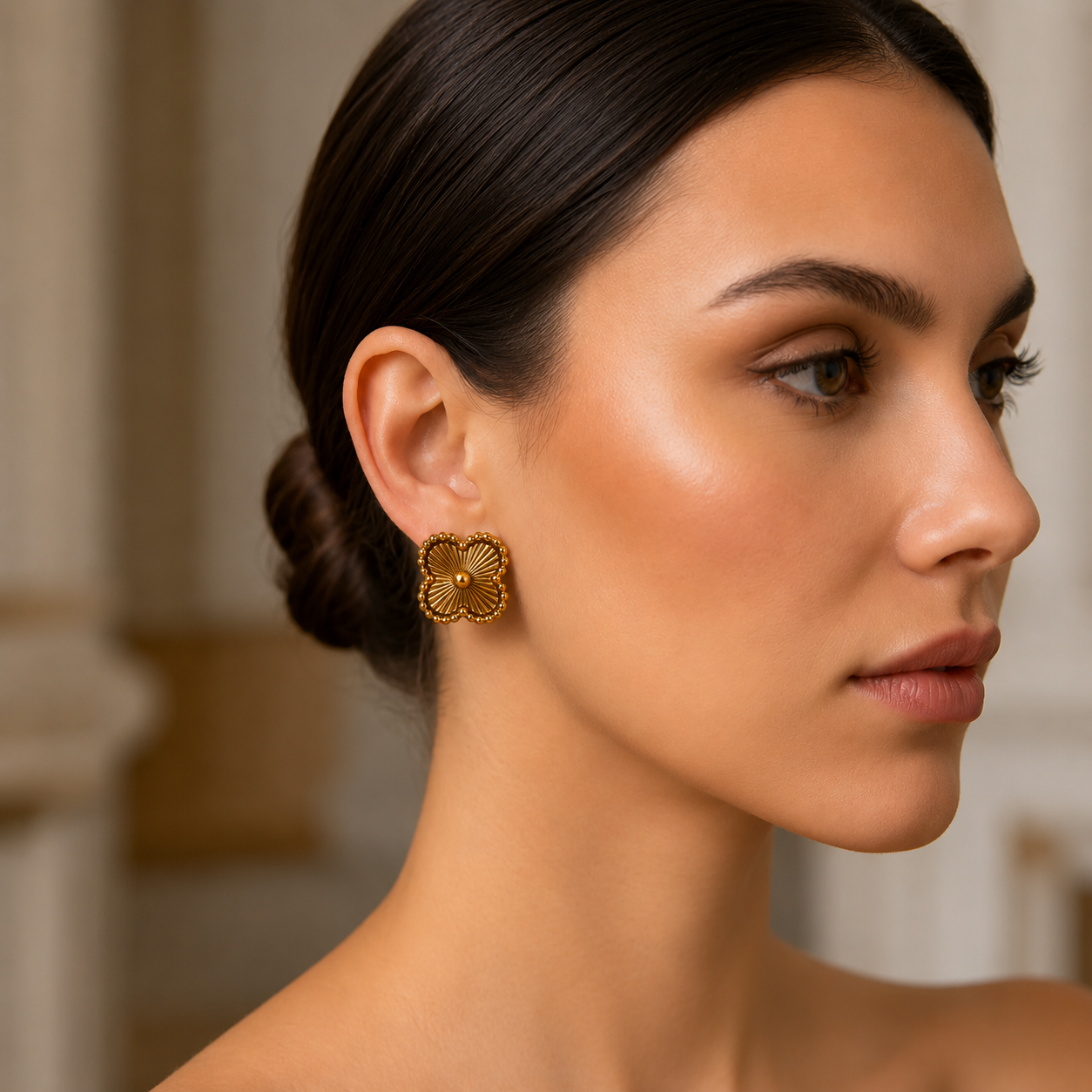 Aura Clover Studs